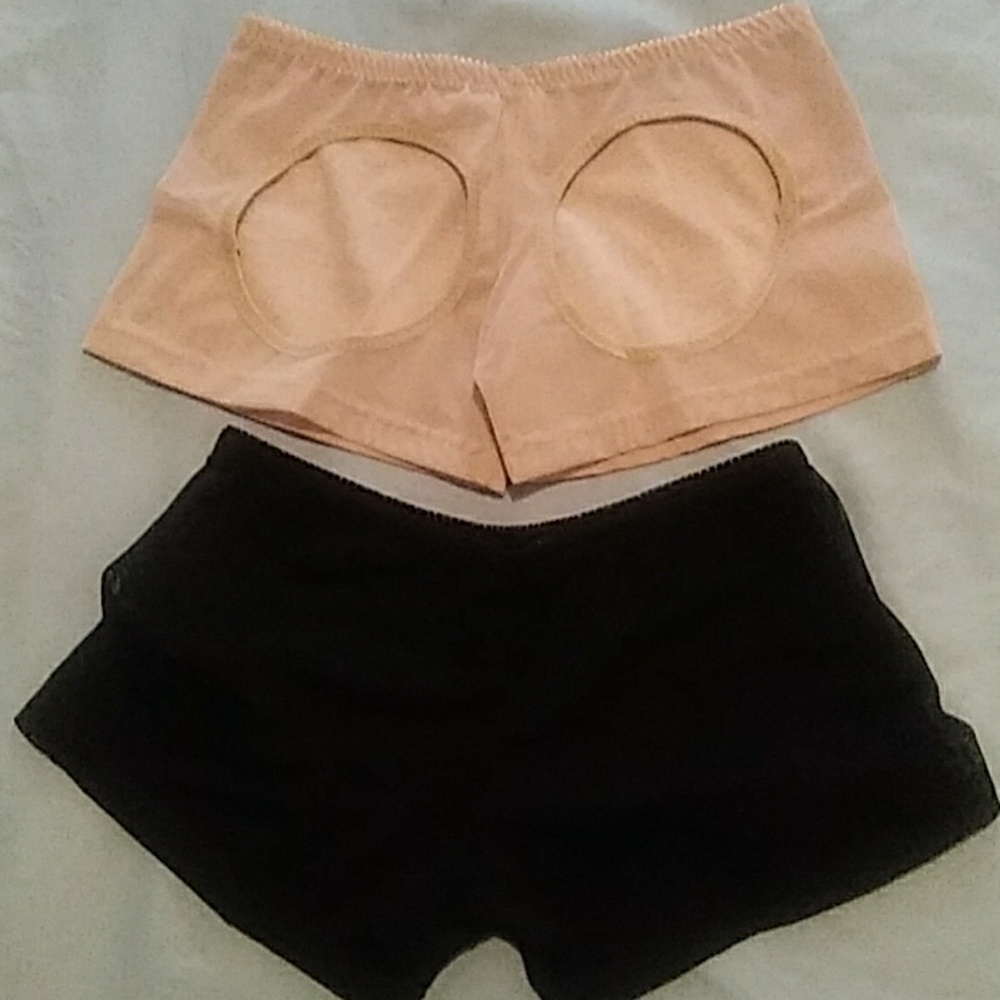 Shapewear butt lifters